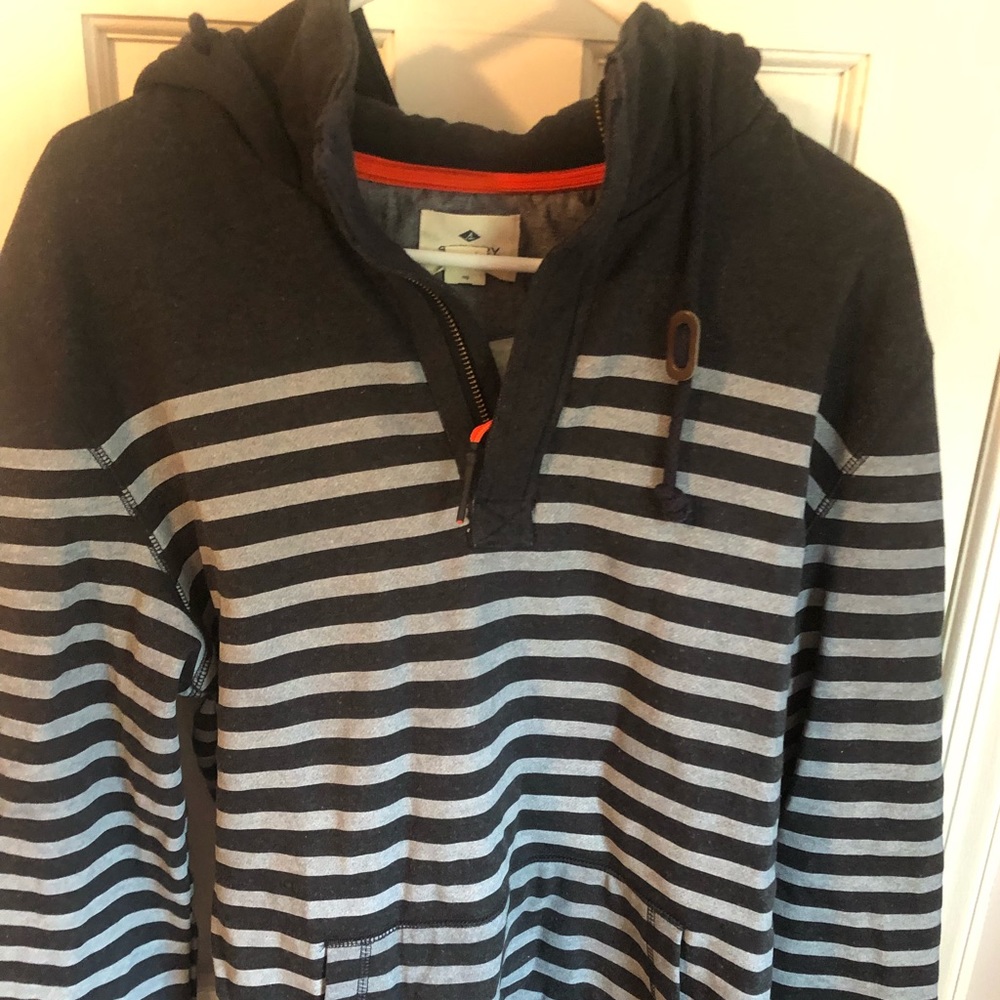 Stylish hoodie. SPERRY